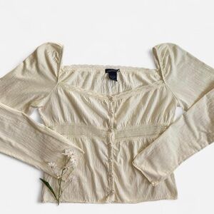 Y2K ivory long sleeve top w/lace